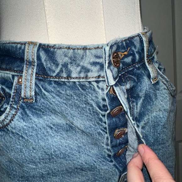 Wild Fable Light Wash High Rise Straight Leg Denim Jeans - Blue - Picture 4 of 11